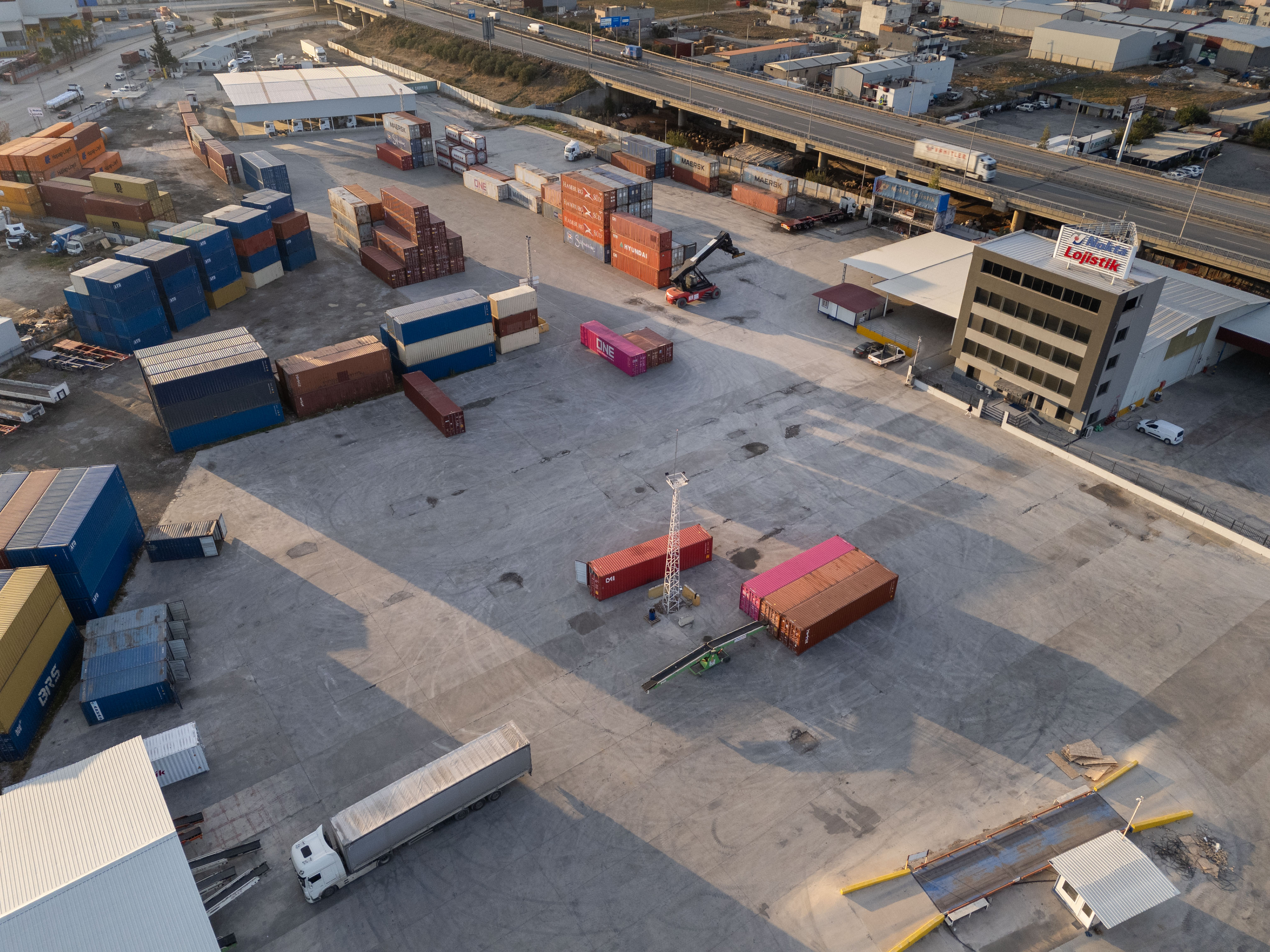 Reach stacker operations