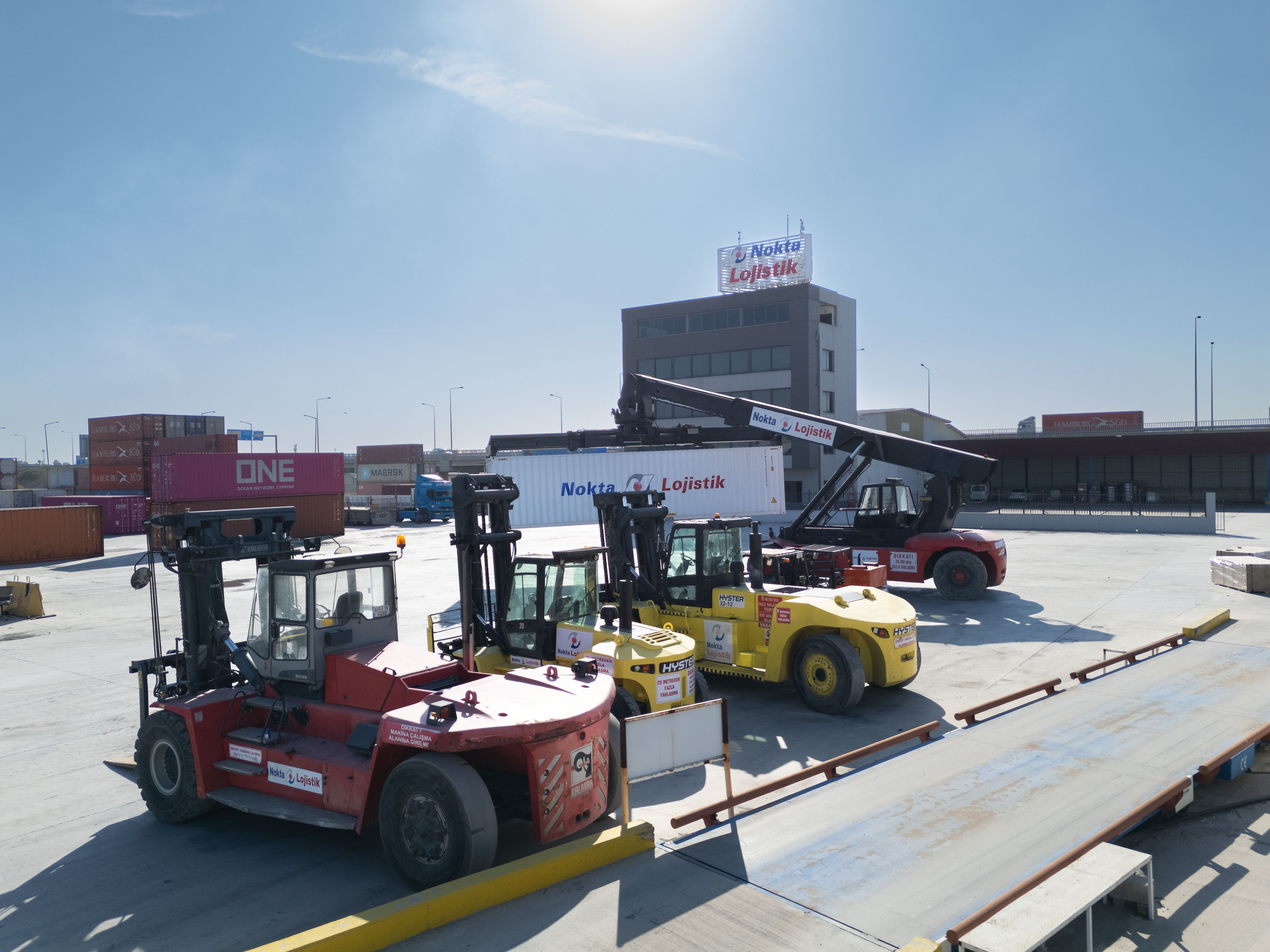 Container stacking area